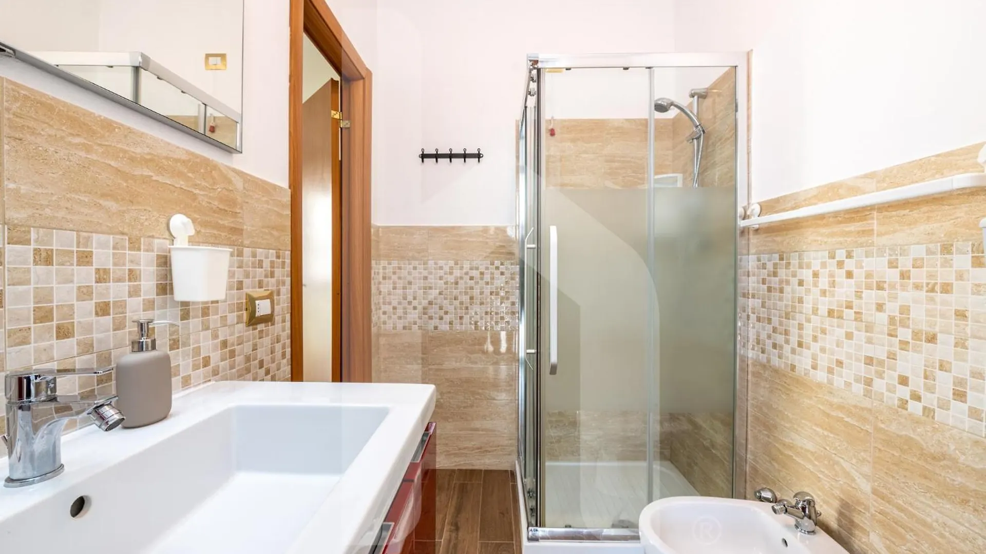 فندق مبيت وإفطار مبيت وإفطار بيزا Homiday - Il Giardino --1 Min Ospedale Cisanello--Aeroporto Free Parking--