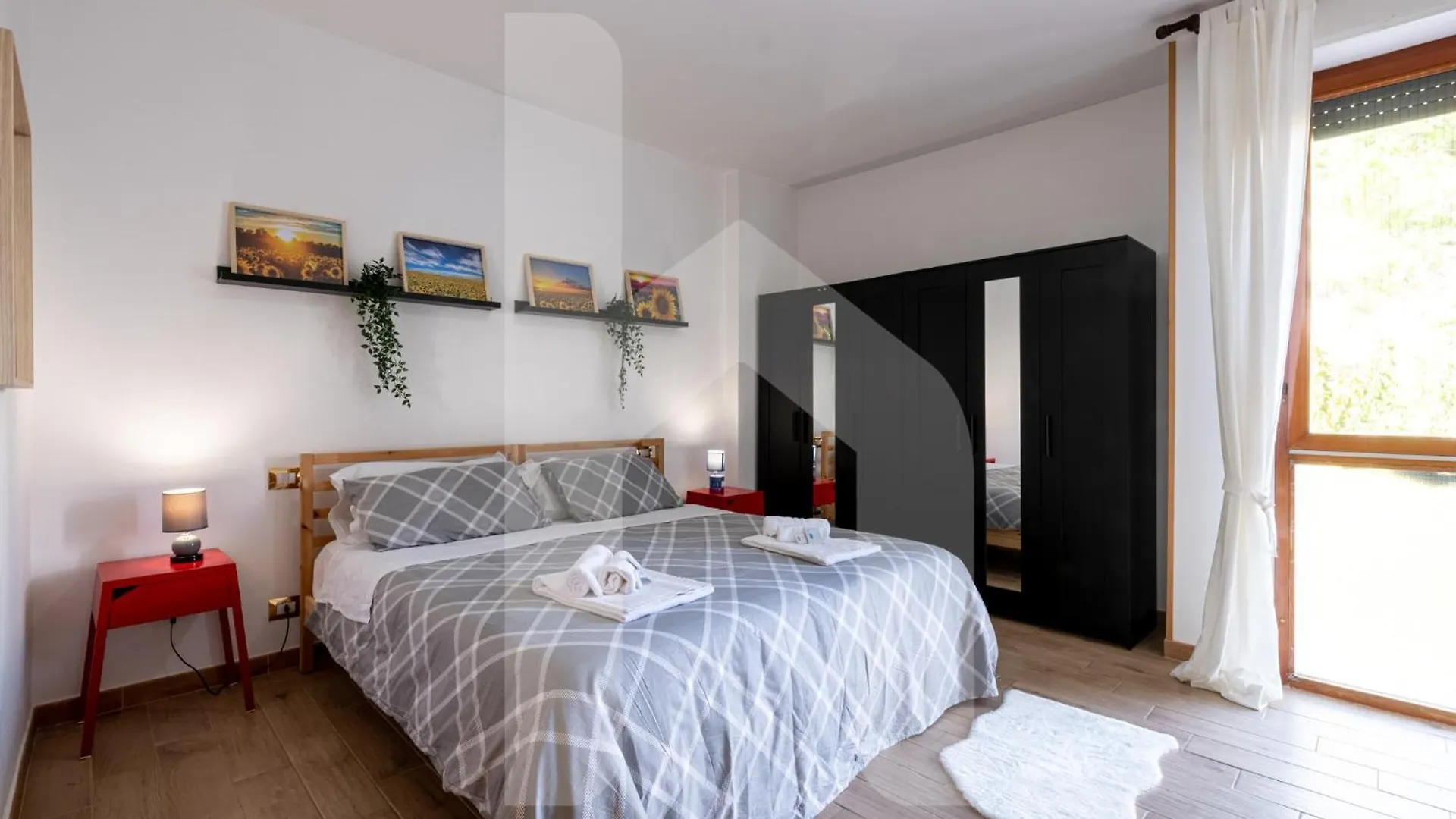مبيت وإفطار بيزا Homiday - Il Giardino --1 Min Ospedale Cisanello--Aeroporto Free Parking-- 0*,