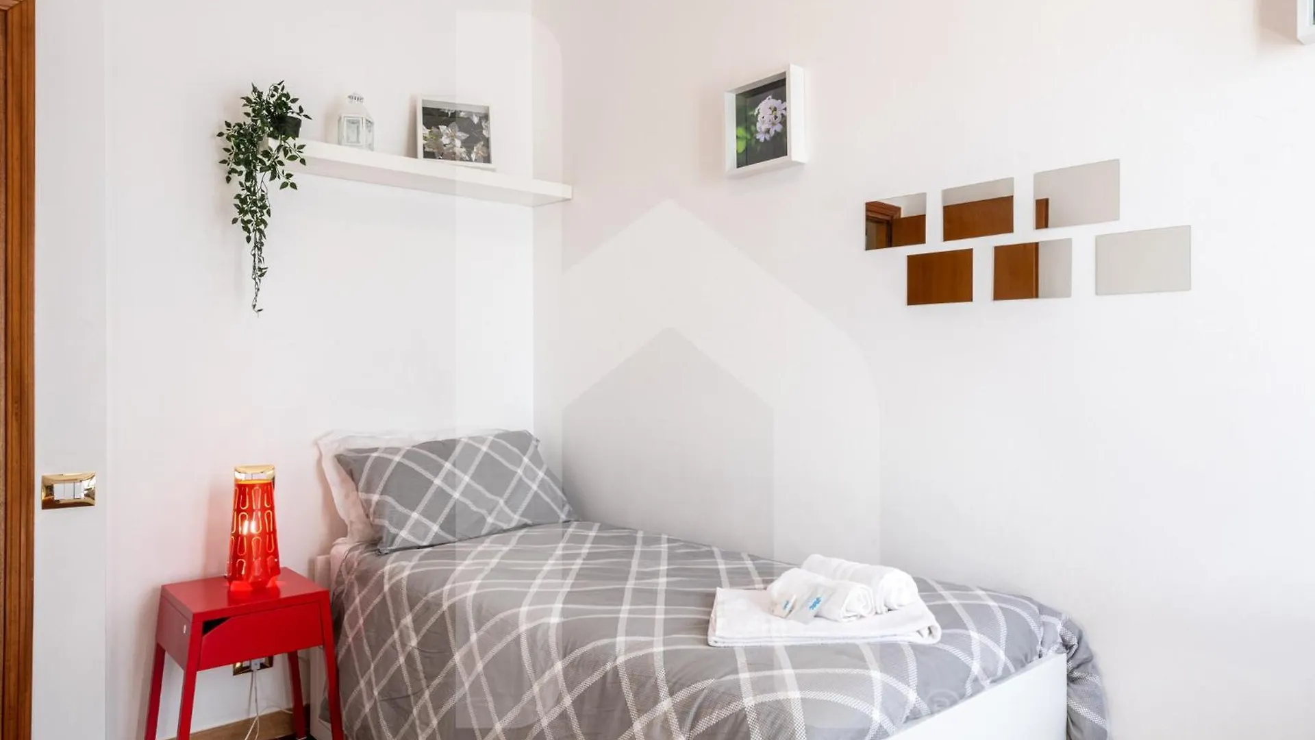 مبيت وإفطار بيزا Homiday - Il Giardino --1 Min Ospedale Cisanello--Aeroporto Free Parking-- فندق مبيت وإفطار