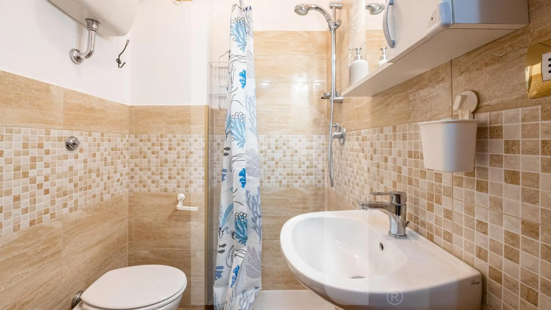 فندق مبيت وإفطار مبيت وإفطار بيزا Homiday - Il Giardino --1 Min Ospedale Cisanello--Aeroporto Free Parking-- إيطاليا